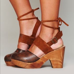 Free People Clogs